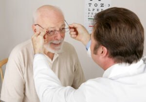 Degeneração macular: o que é, causas e tratamentos