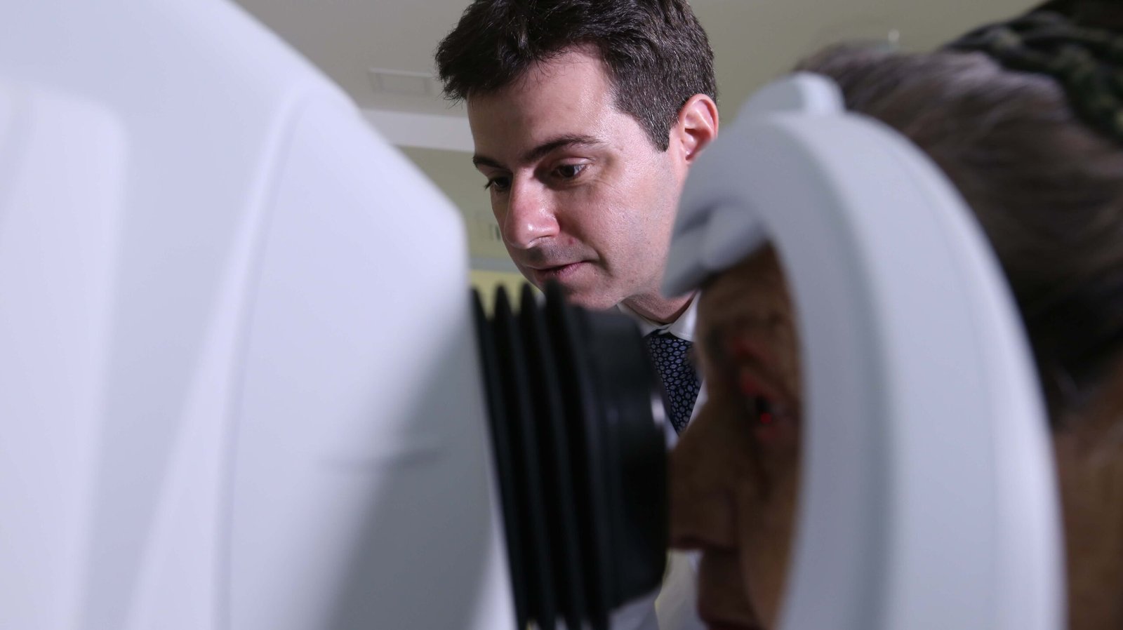 olho inchado do nada